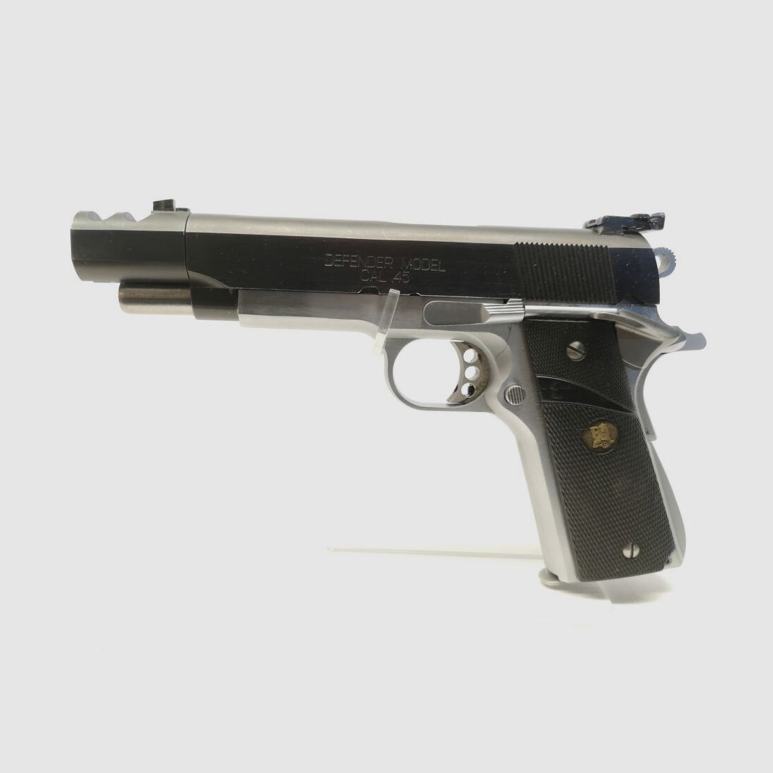 Springfield 1911 A1 Defender