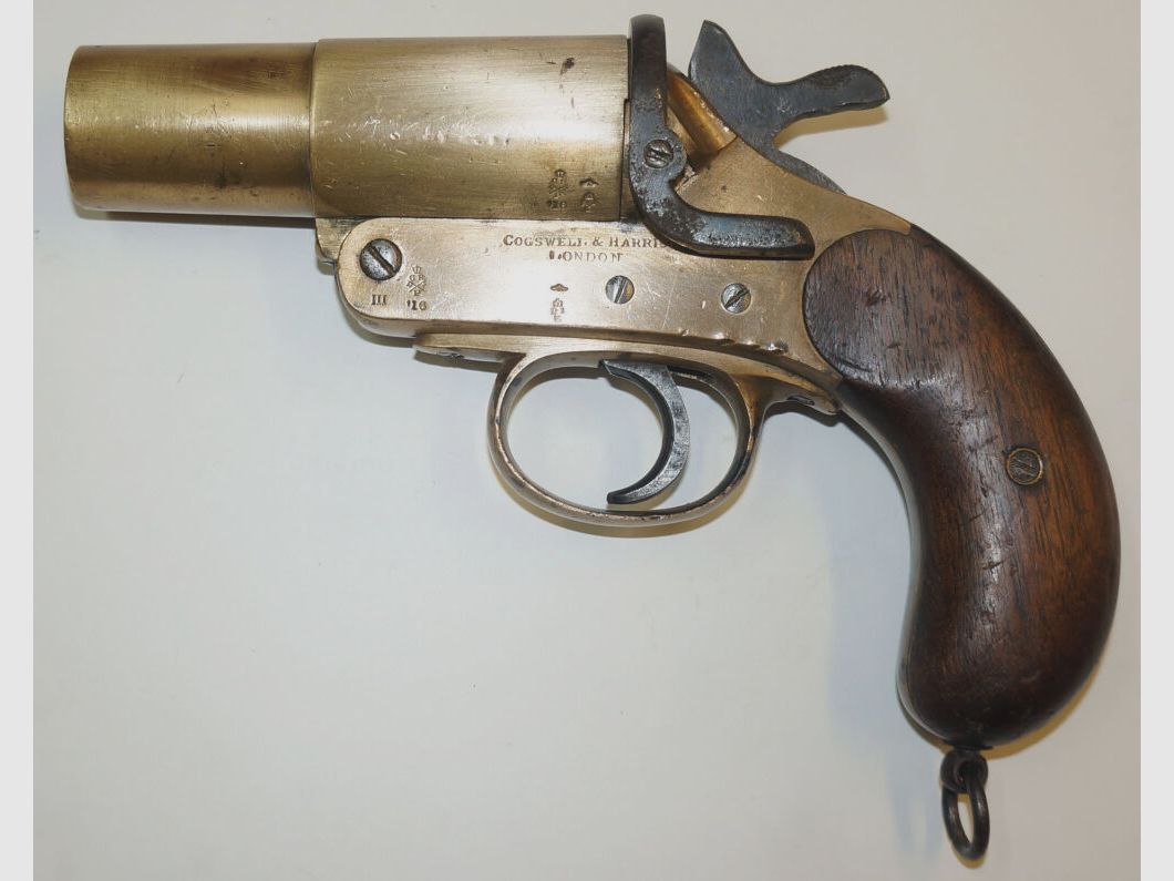 Pistolet de signalisation Cogswell & Harrison, Cogswell & Harrison, canon et boîtier en laiton, petit défaut (rupture de ressort)