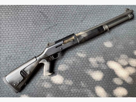 Benelli M4 Super 90 12/76