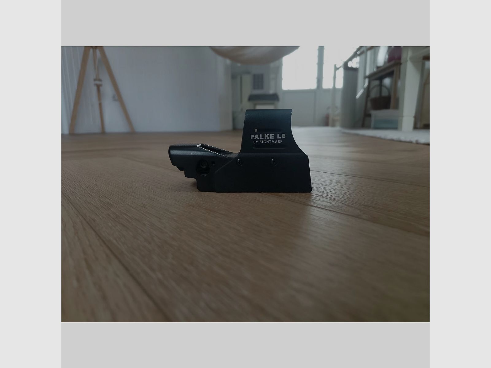 Falke LE by Sightmark red dot sight / reflex sight with quick-release mount