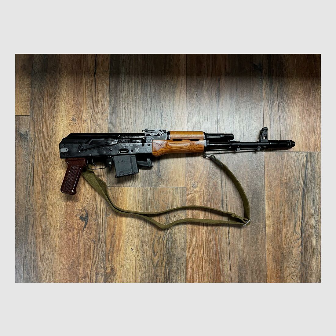 MGBs modèle spécial Izhmash Saiga MK 102 Retro - carabine semi-automatique .223Rem homologuée pour le sport ! - avec crosse pliante ! - version civile - système AKM AK47 AK74