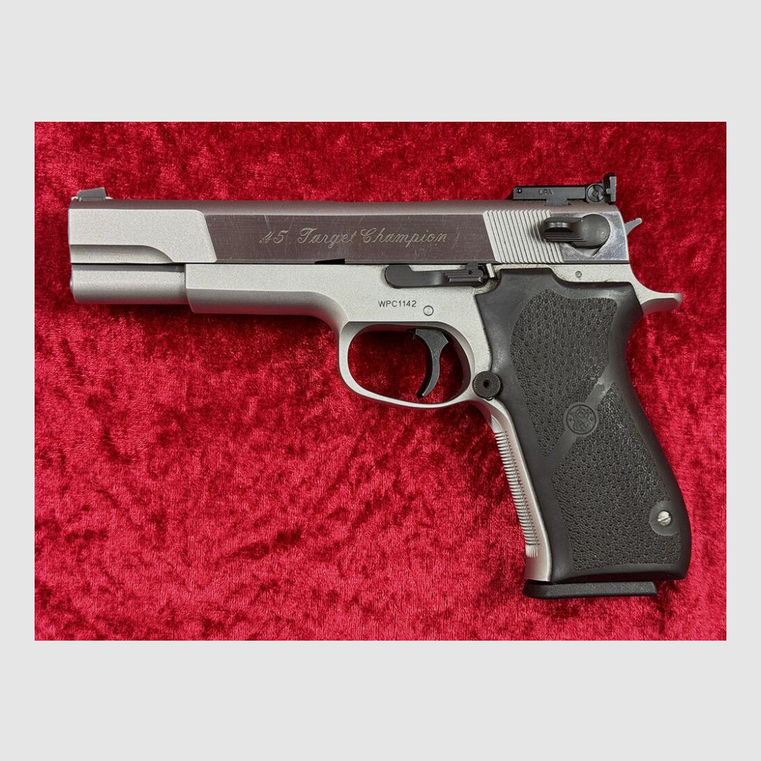 Smith & Wesson 845 Target Champion Performance Center