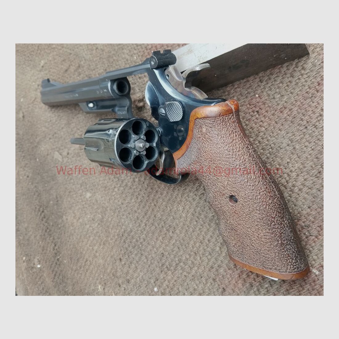 Smith & Wesson Modell 19 , Nill Griff, Bild 4 von 6