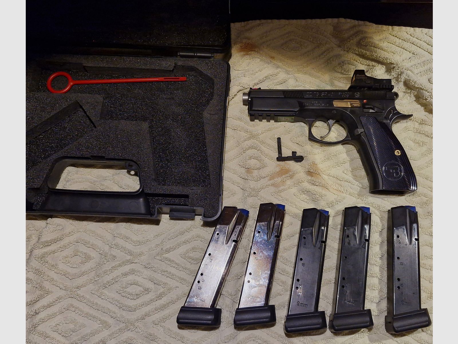 CZ 75 SP-01 Shadow w tym Burris Fastfire 3