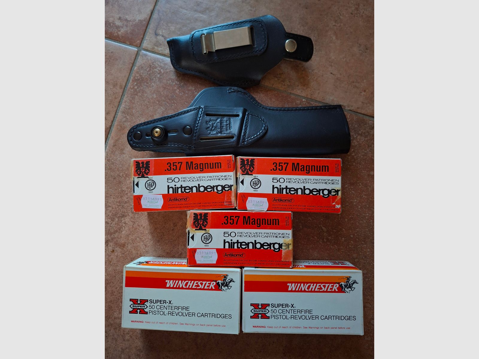 Patronen Magnum, Winchester en Holster