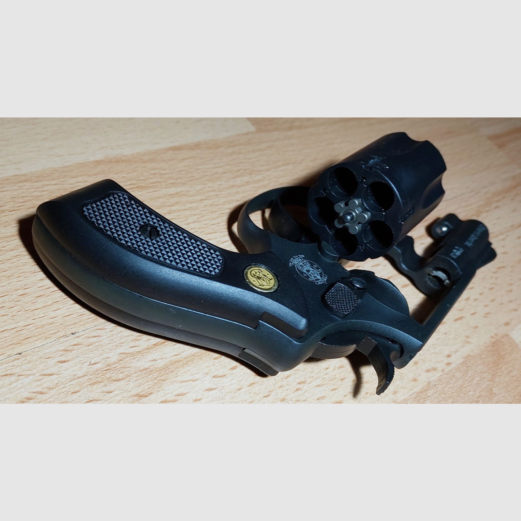 Smith & Wesson Chiefs Special Schreckschussrevolver Kal. 9mm R.K. brüniert (PTB 794)