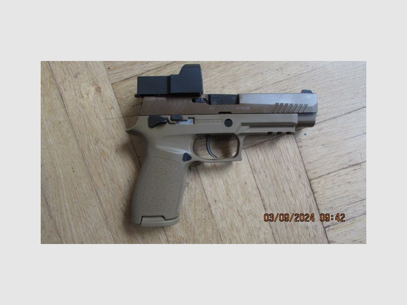 Sig Sauer P320 M17 Coyote mit Romeo 1 PRO 6MOA