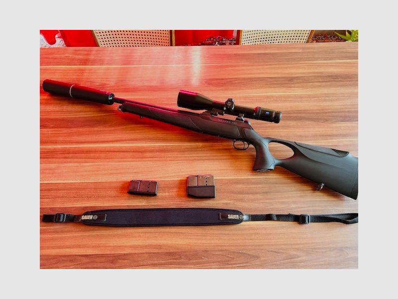 Sauer 202 Synchro XT mit Semi Weight Lauf,SD und Zeiss Optik Kal.: 30-06 Spring.