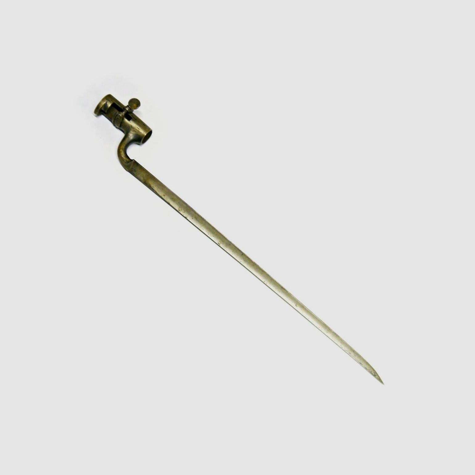 Stechmesser mit Hülse, Ösenverschluss