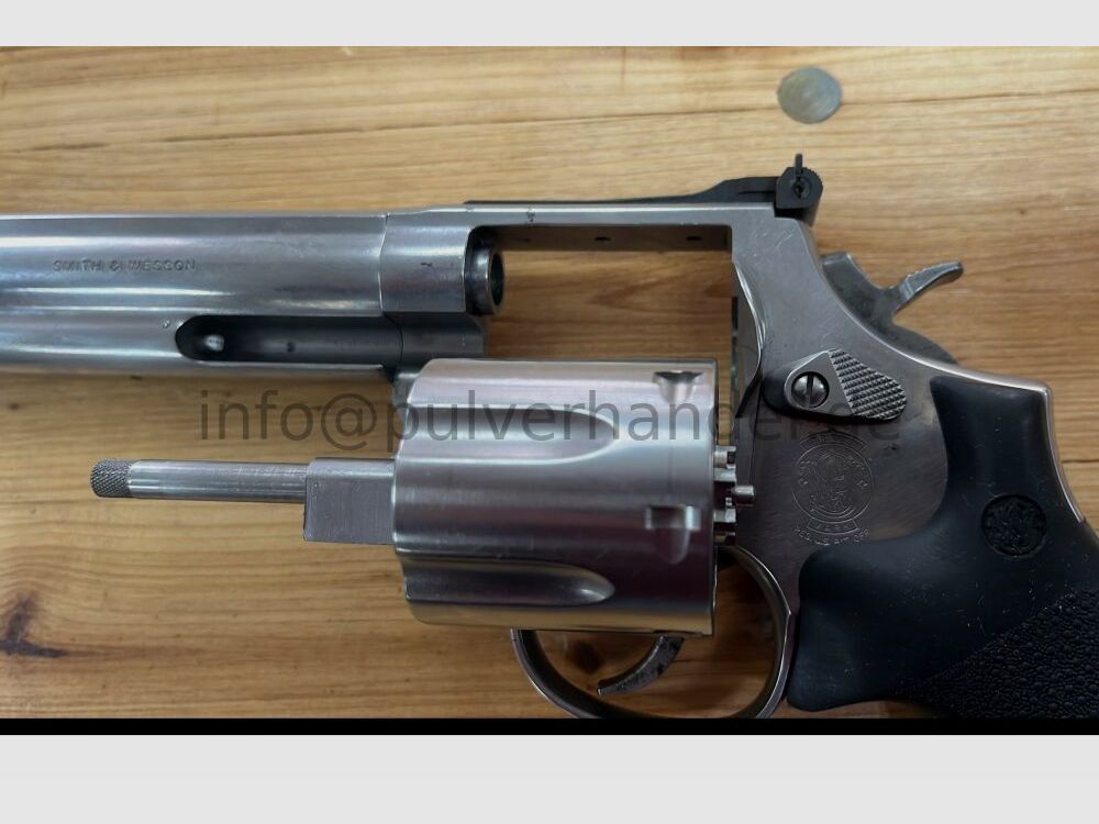 Smith & Wesson 686-5 .357Mag