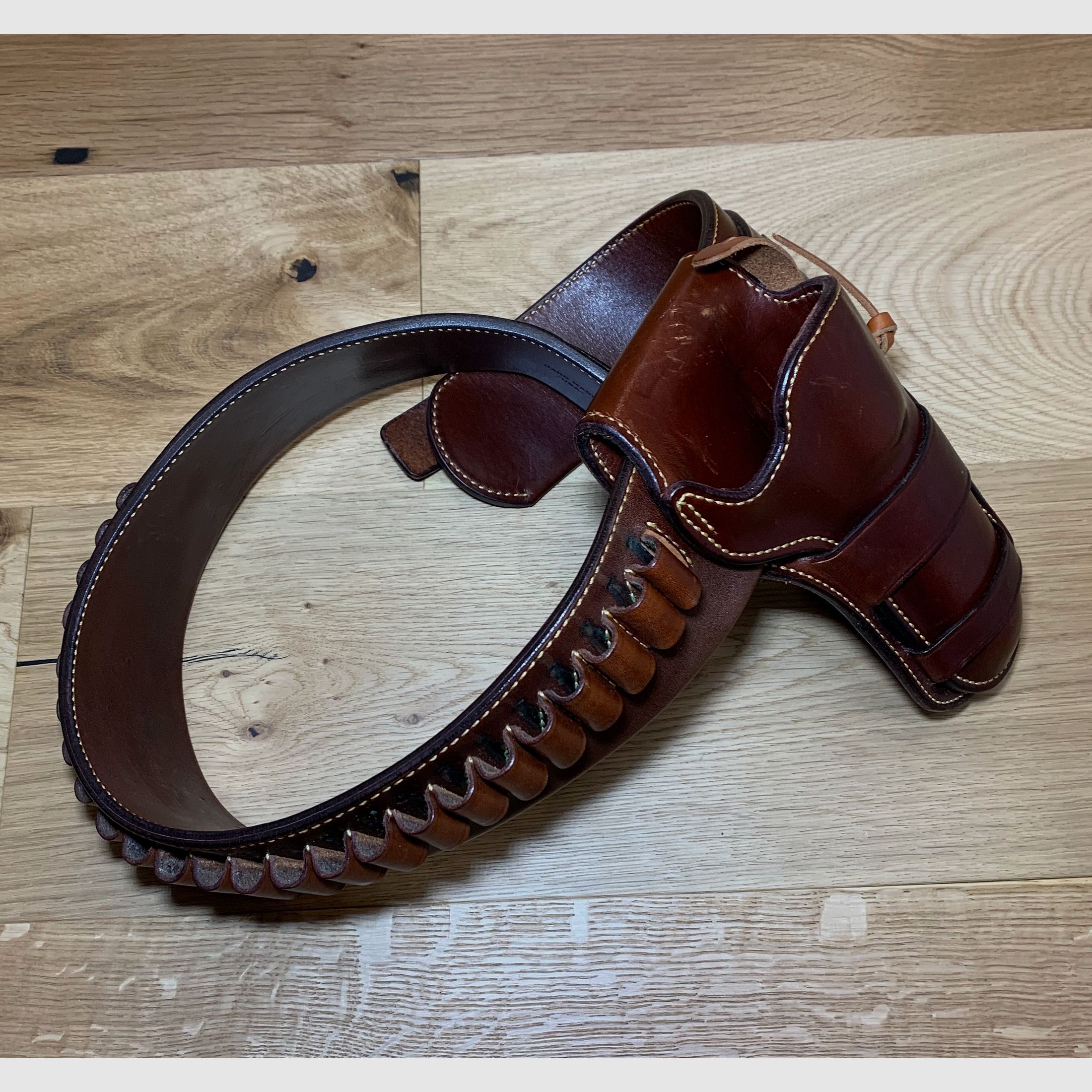 Galco Trail Boss Westerngürtel Holster Colt SAA, Ruger Vaquero, OHNE Revolver, OHNE Patronen 