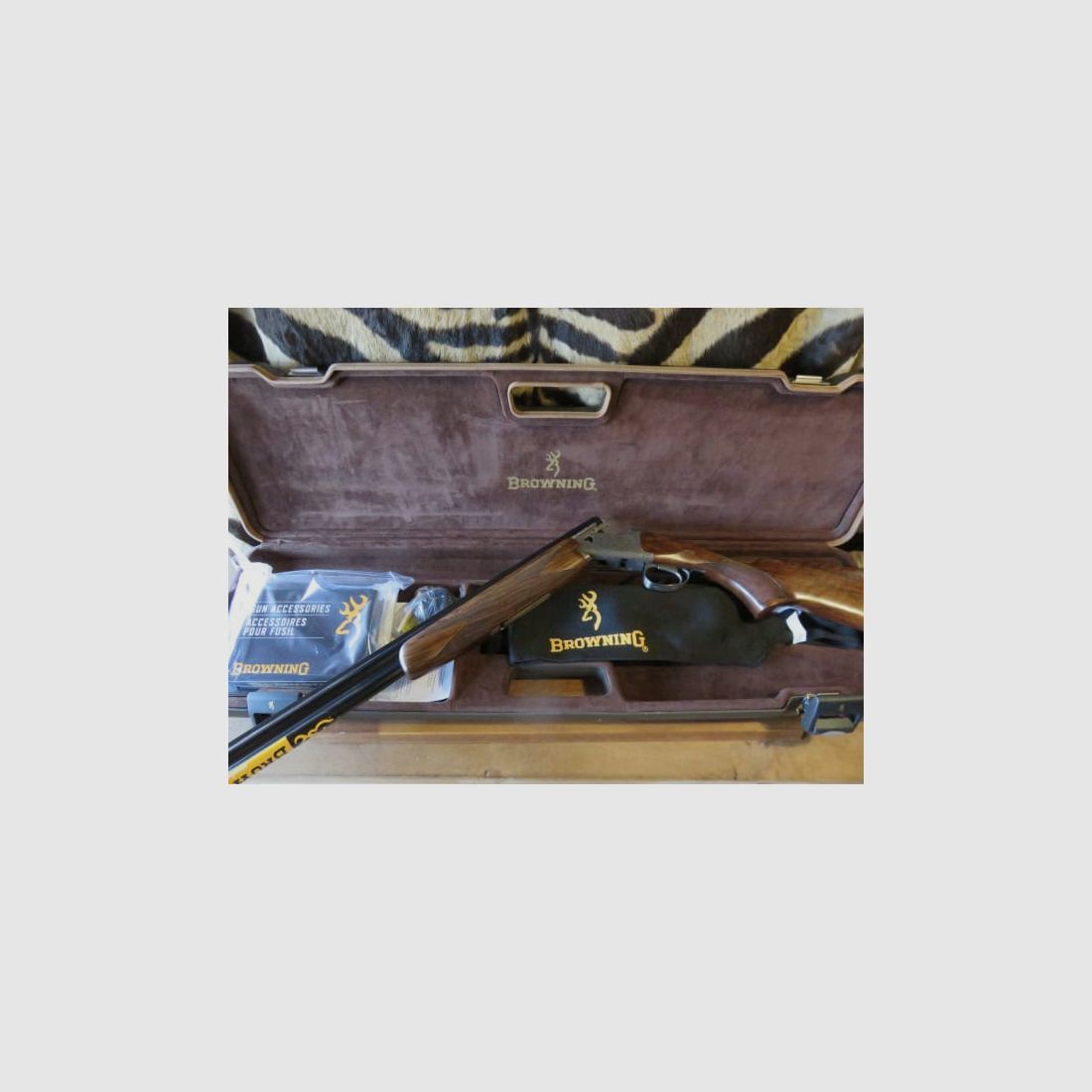 BROWNING B525 Exquisite gr.4 Über- und Unterflinte Kal.20/76 Läufe 76 cm mit 5 Chokes und Waffenkoffer., Bild 12 von 12