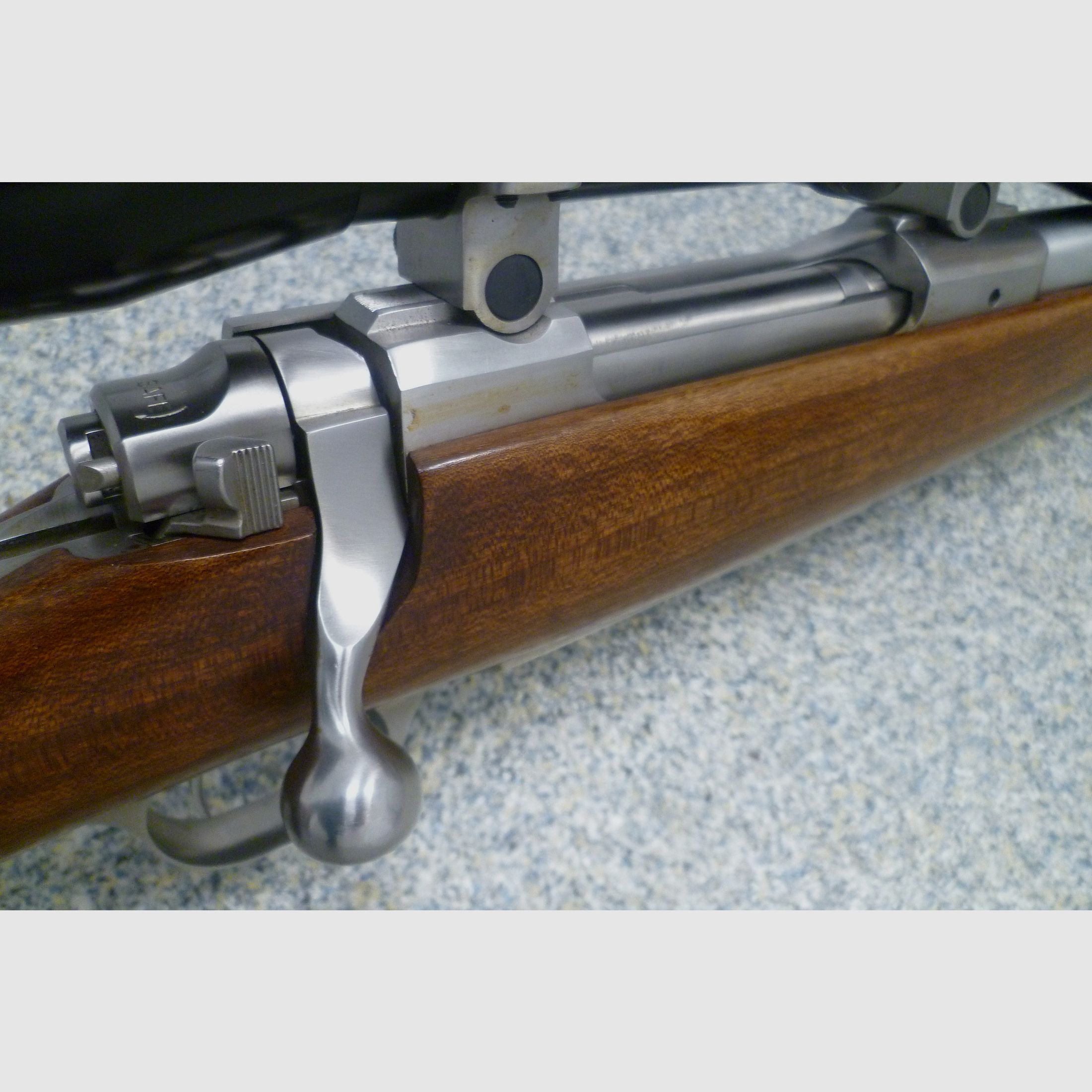 Repetierbüchse Ruger M77 Mark II Edelstahl .30-06 Spring.