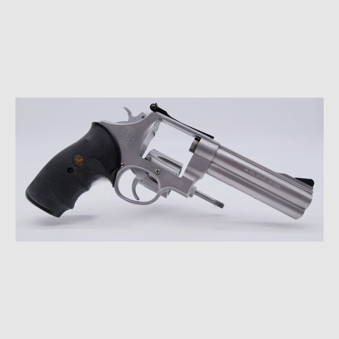 Smith & Wesson .45Auto 5' Lauf Gummigriffschalen 6-schüssige Trommel .45Auto