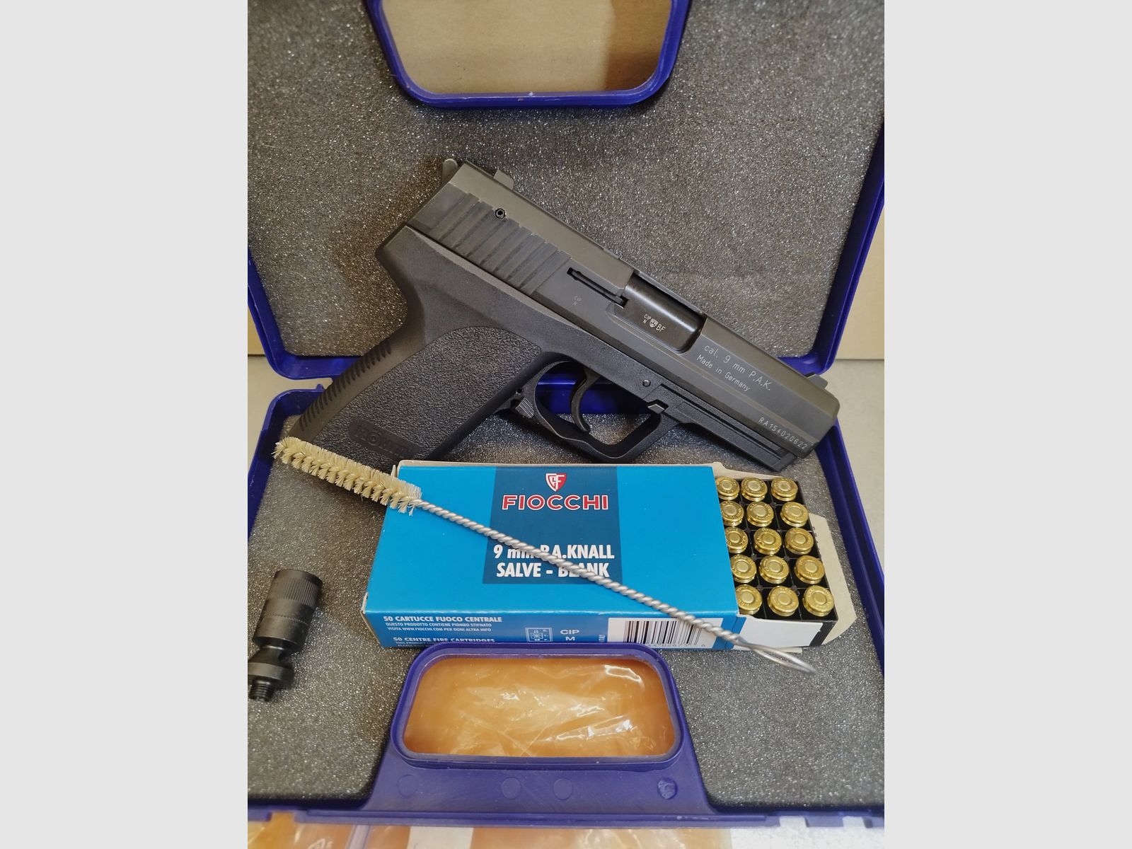 Röhm RG 96 in 9mm PAK. + 50 Knallpatronen Fiocchi 9mm PAK. Top Zustand!!!, Bild 1 von 9