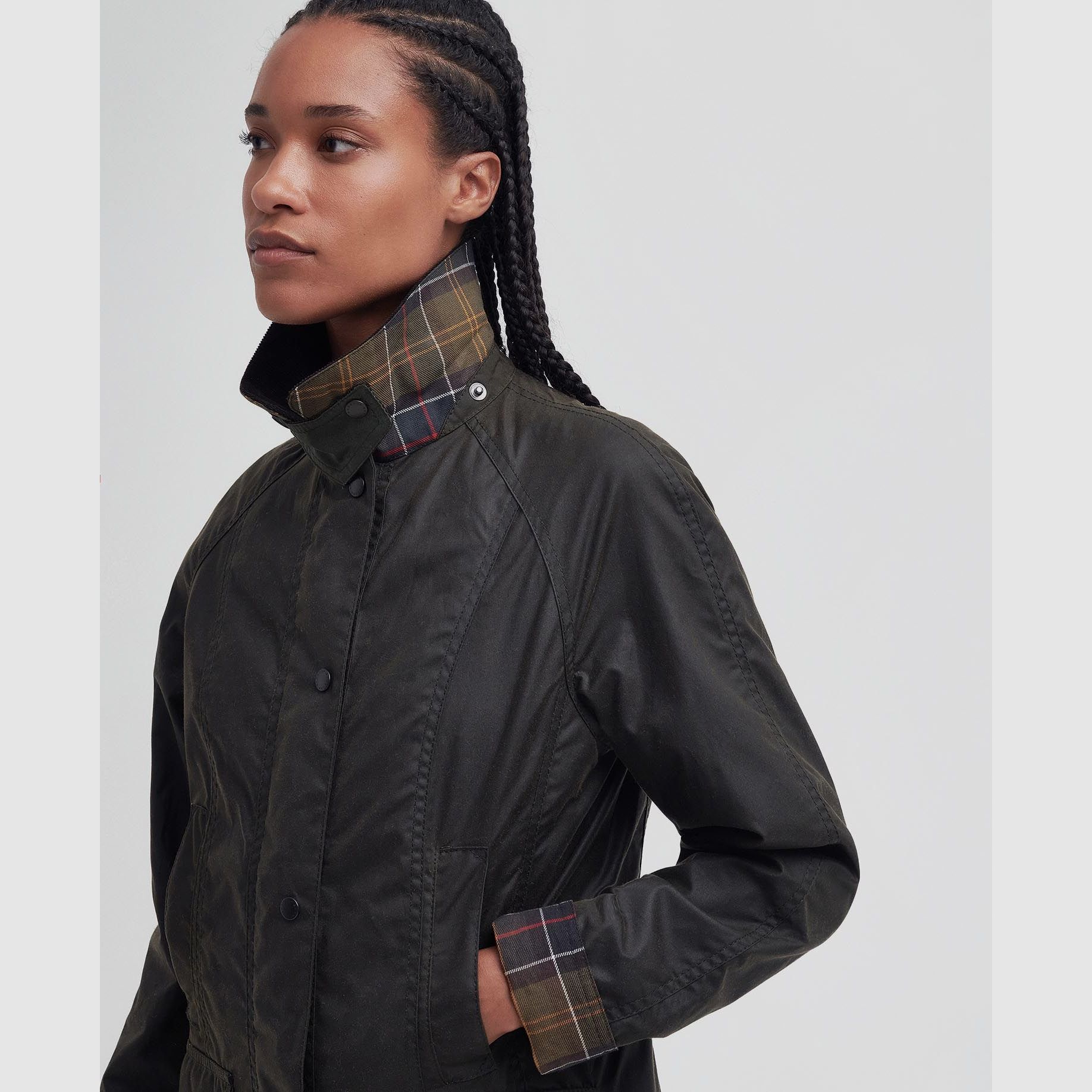Barbour Classic Beadnell Wachsjacke, oliv, Bild 4 von 10