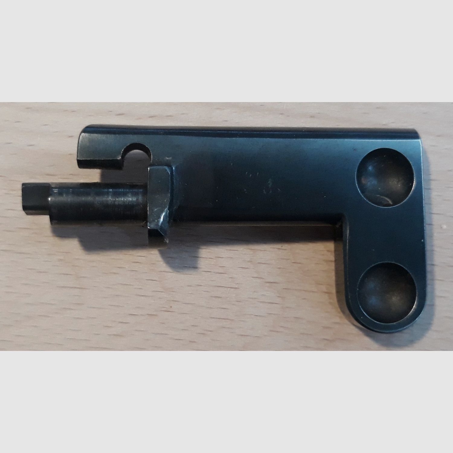 Long wing safety for the Mauser 98K