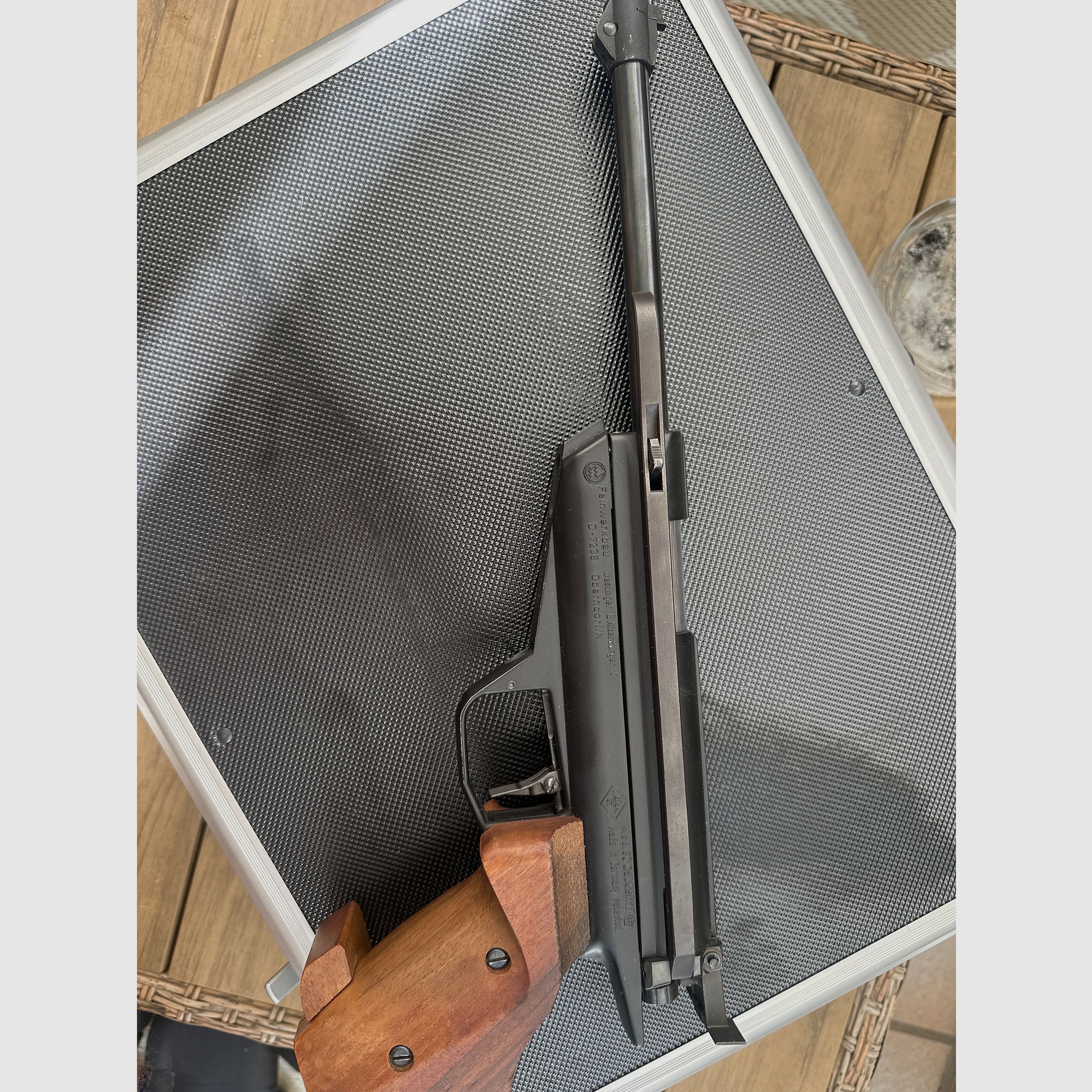Feinwerkbau Mod.80 Cal.4,5 / 177 Seitenspanner Luftpistole 