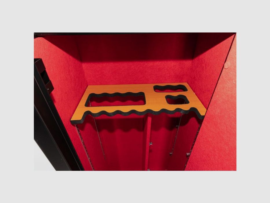Rietti gun cabinet for 18 firearms with scopes, image 13 of 20
