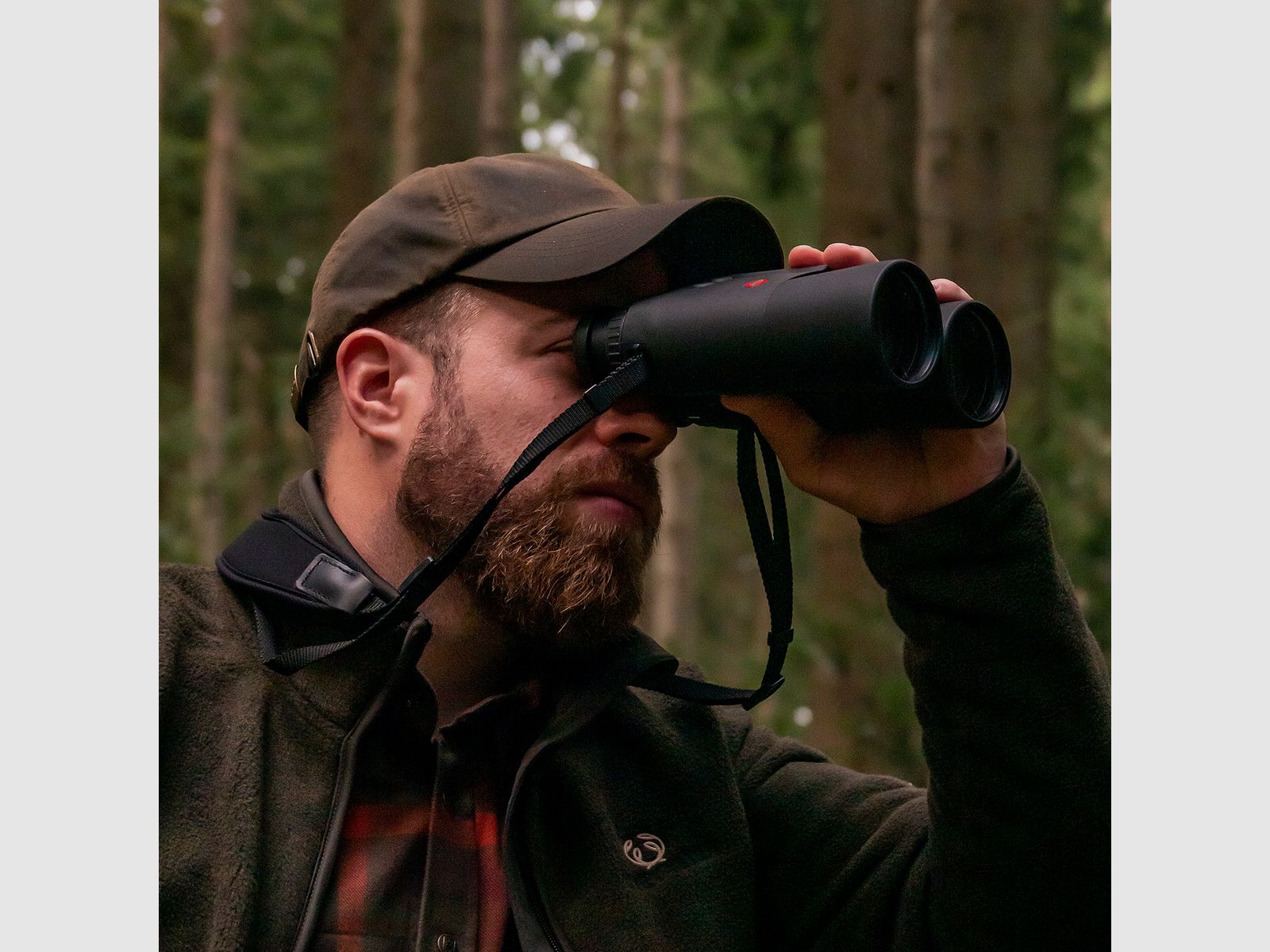 LEICA binoculars with rangefinder Geovid 8x56 R