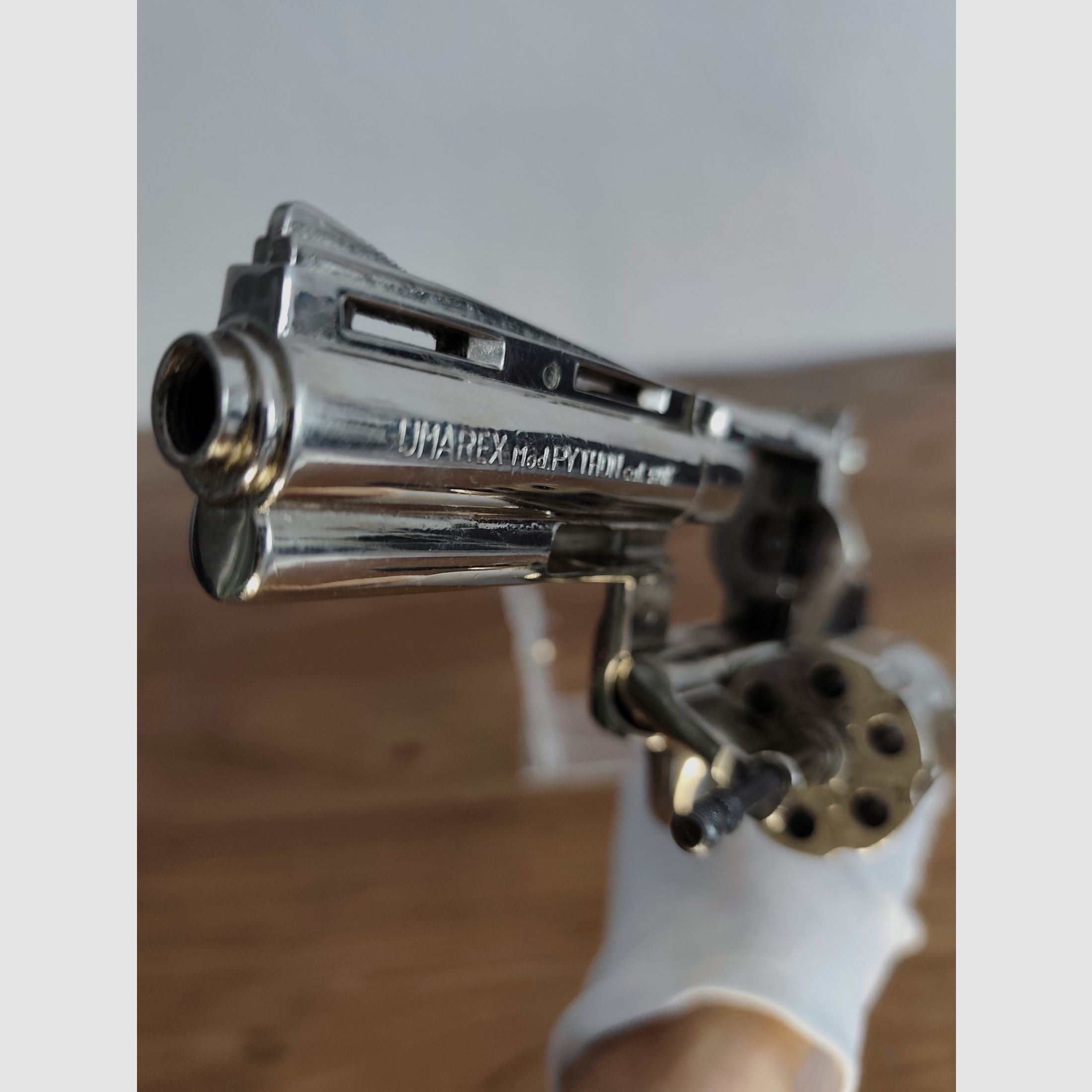 UMAREX Python 9mm R    !!!Defekt an Bastler kleine Feder gebrochen!!!