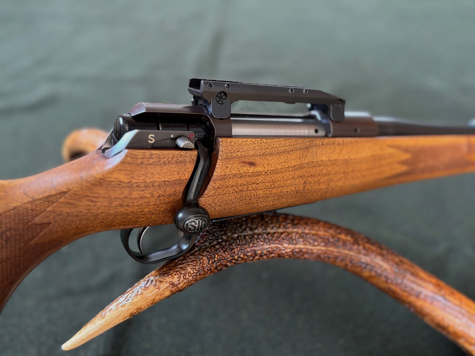 SIG 98 / Kal. .30-06 / rzadko / W tym Blaser Sattelmontage