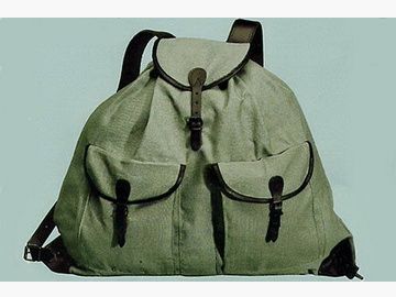 Jagdrucksack mit ausknöpfbarer Schweißeinlage