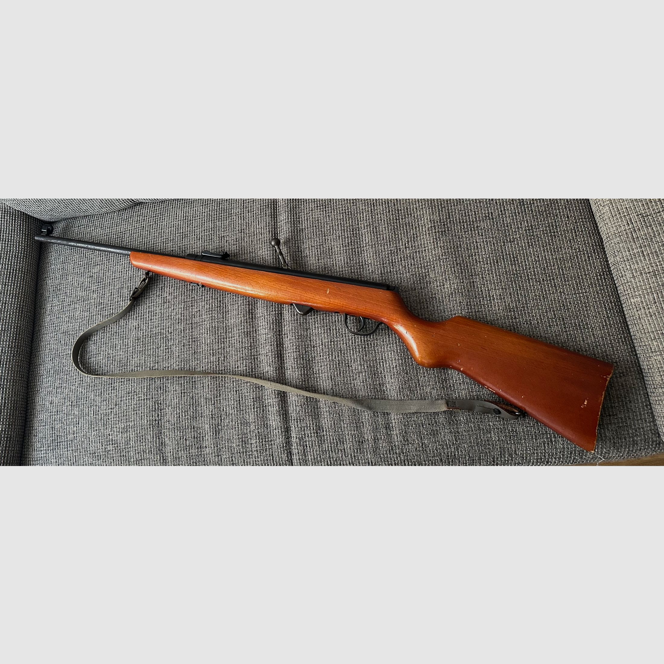 Haenel 310 NVA air rifle set (2x, 3x magazine + many pellets) — good used condition