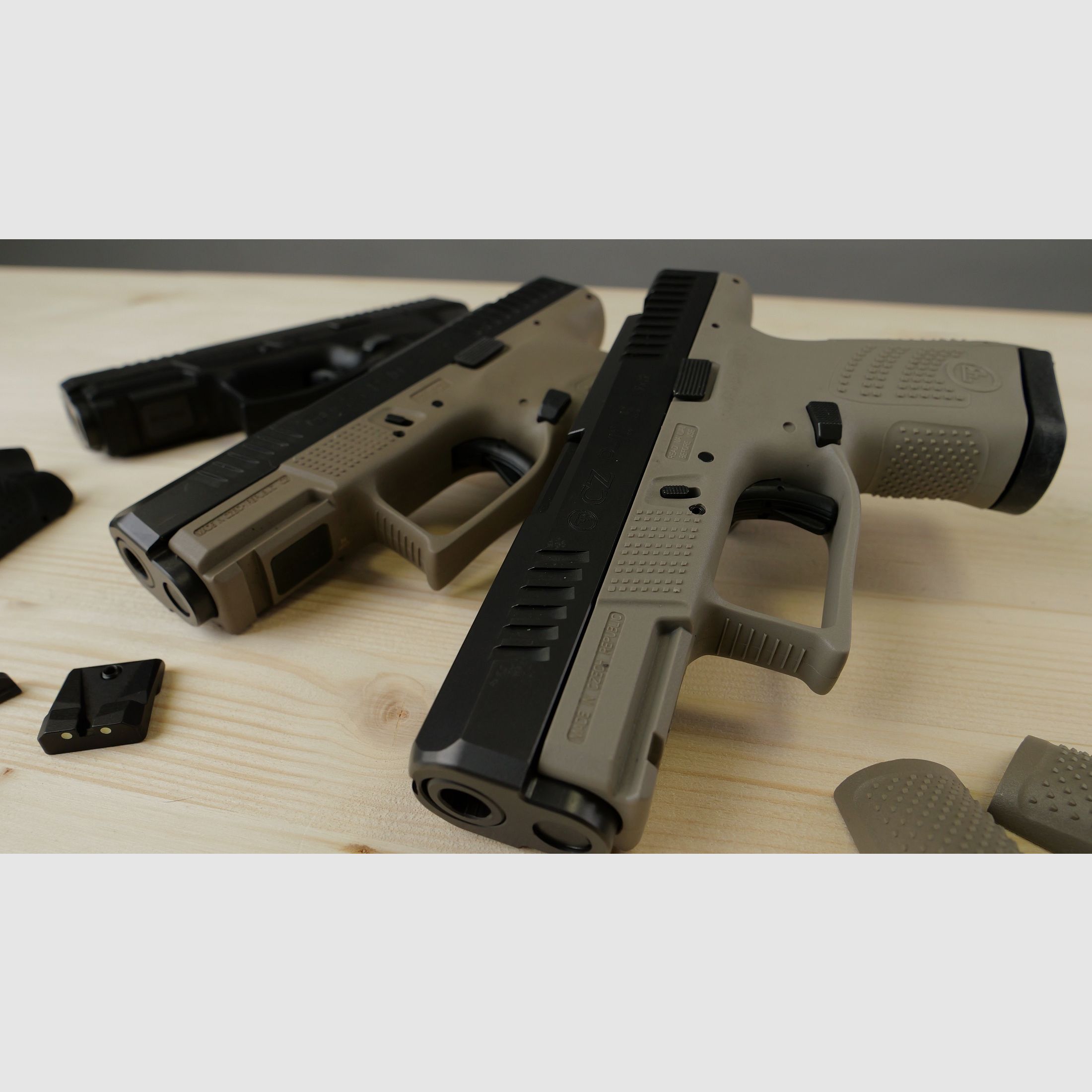 CZ P10 S  "Subcompact-Pistole" in Sand, Grau oder Schwarz - 9x19mm
