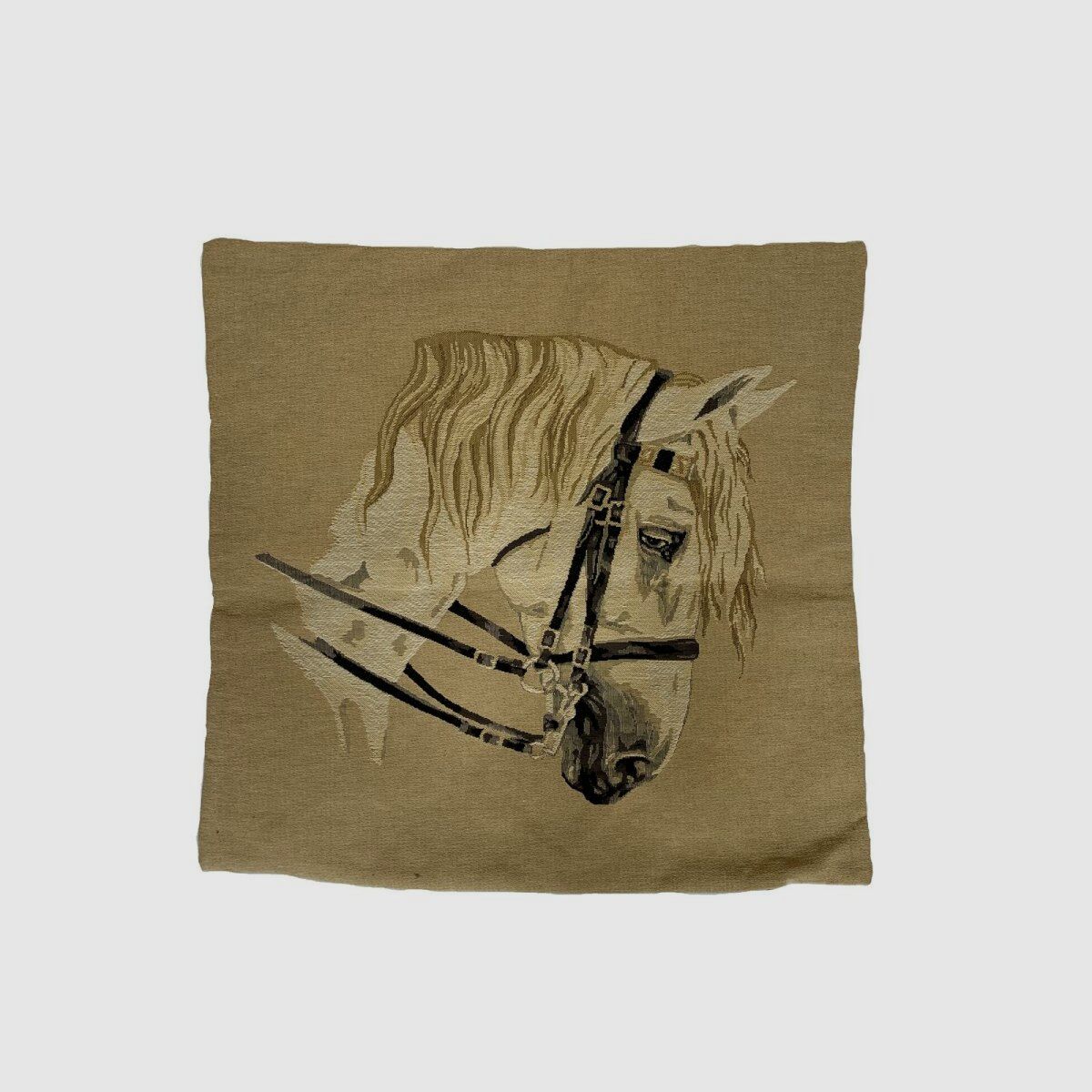 Cojín Lovergreen con motivo de cabeza de caballo gris