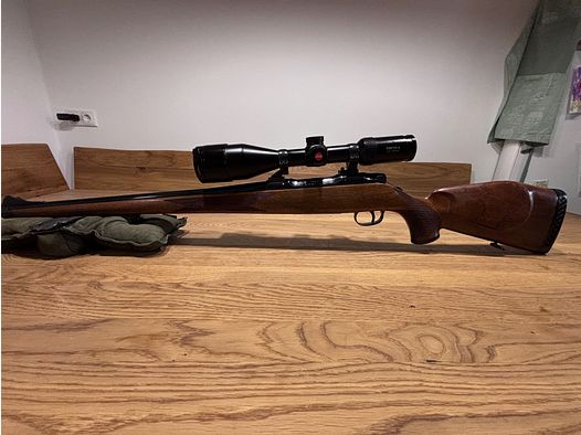 Sauer 90 Stutzen avec lunette de tir Leica Fortis 6