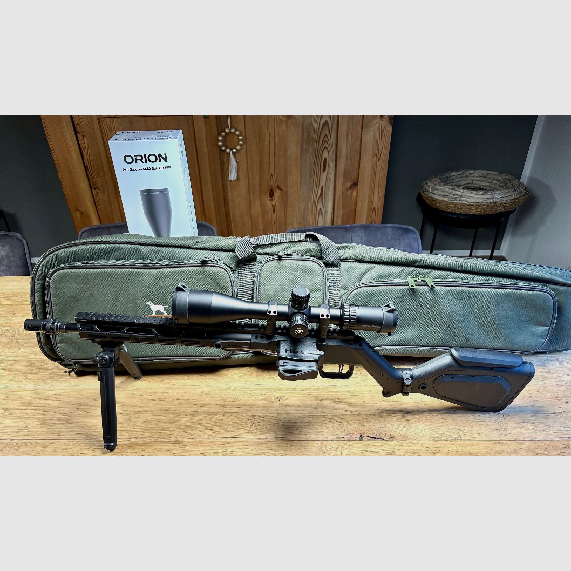 Repetierbüchse HERA H6K Kal. .223Rem mit Recknagel abzug und Klappschaft in Set mir swivel Zweibein, ZF  Orion Pro Max 6-24x50 MIL HD FFP und  Parforce Waffentasche 
