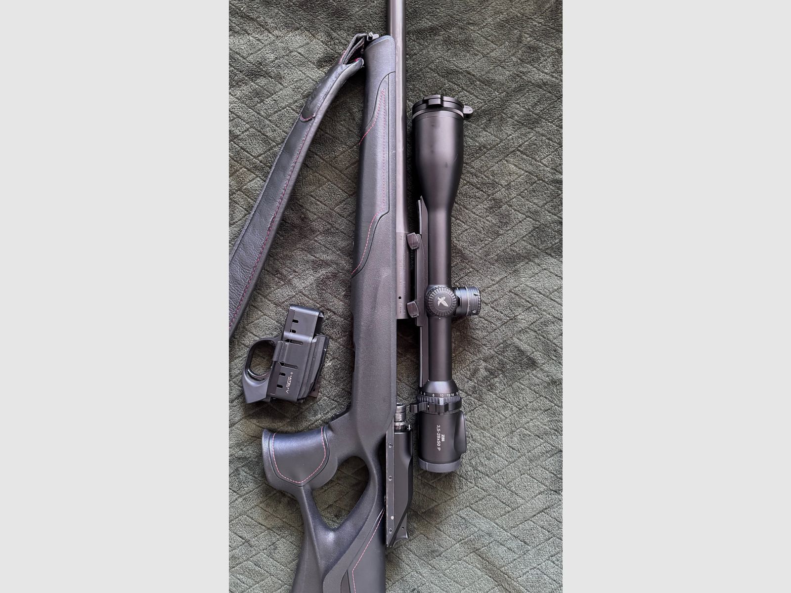Blaser R8 Monza caliber 300 win mag with Swarovski Z8i + ballistic turret + throw lever + sling + chamber grip ball etc.