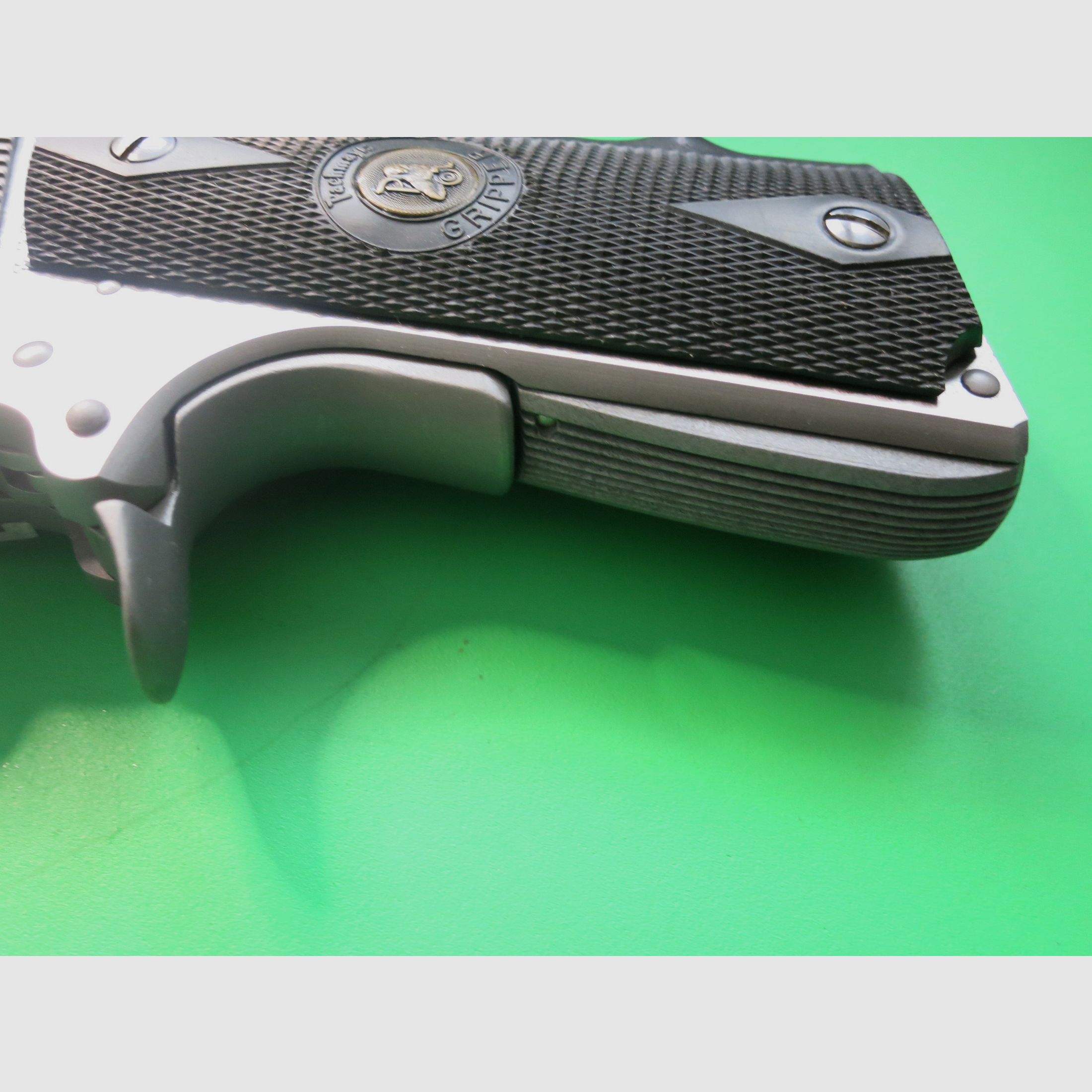Colt Goverment MK VI Series 80, .45 AUTO, 5" loop, roestvrij staal (Stainless), Pachmayr-grip   #18