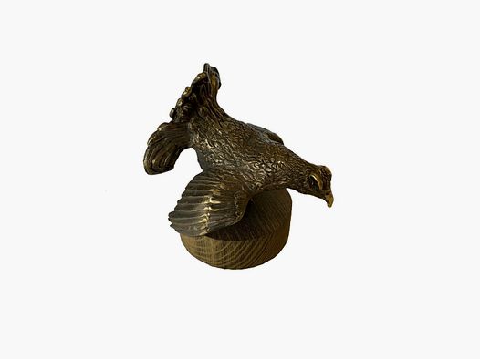 Lovergreen kleine Bronzestatue Motiv Auerhahn auf Holzsockel