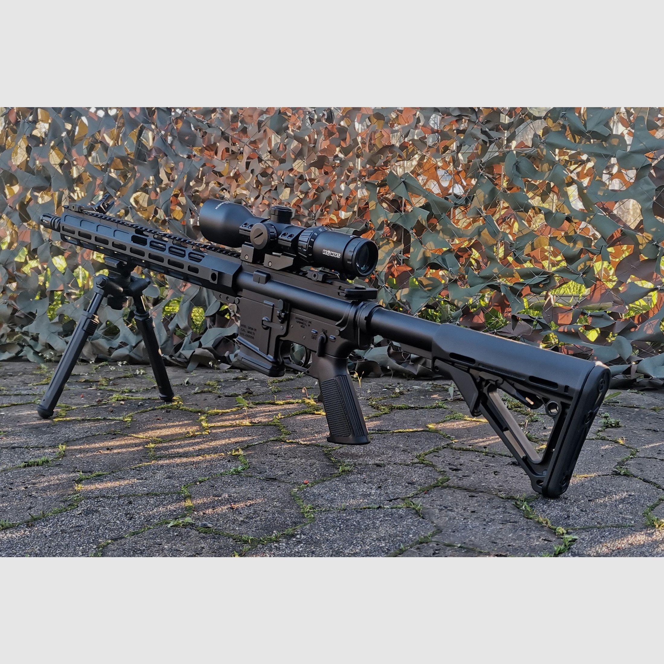 BM Custom AR15 carabine semi-automatique 16" .223 Rem Magpul bipied