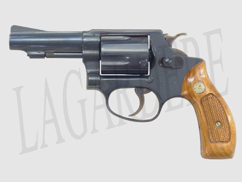 SMITH & WESSON 36 (REVOLVER)