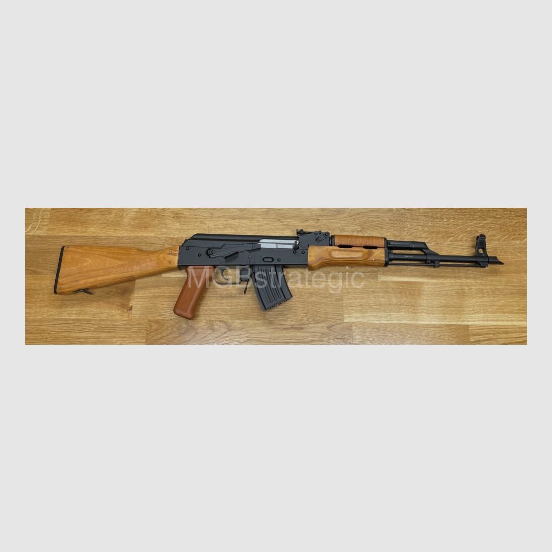 WBP Jack - carabina semiautomatica 7,62x39 - sistema AKM AK47 AK74 con calciatura in legno stratificato - il bayonetta può essere montata - Made in Poland - novità!