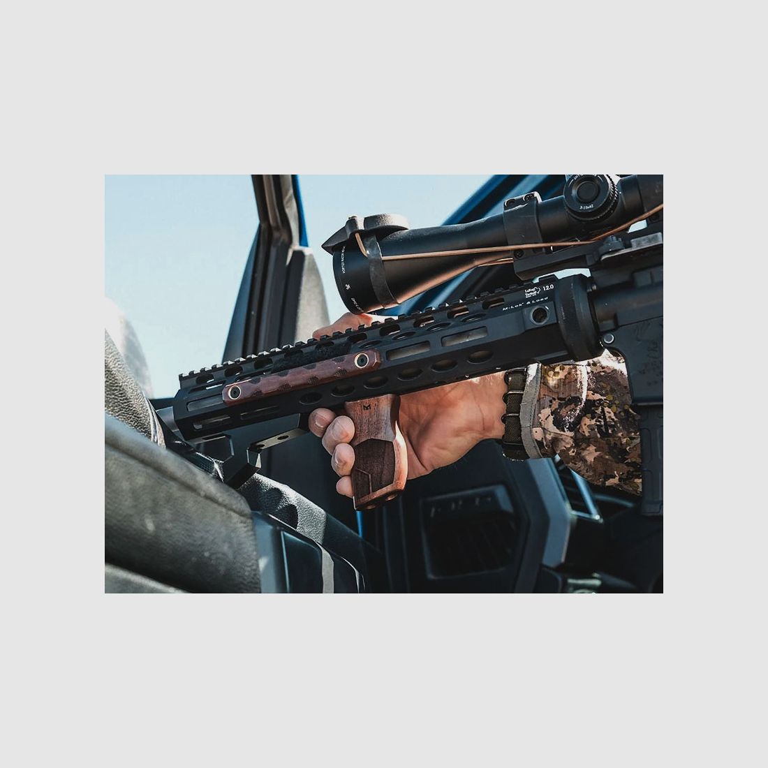 WOOX AR15 Wood Front Grip, Vertical for M-LOK