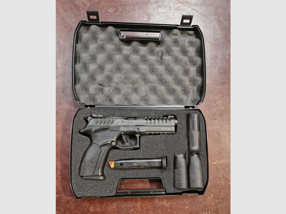 gebruikte - Pistool X-CALIBUR Kal.9x19 GRAND POWER, afbeelding 2 van 7