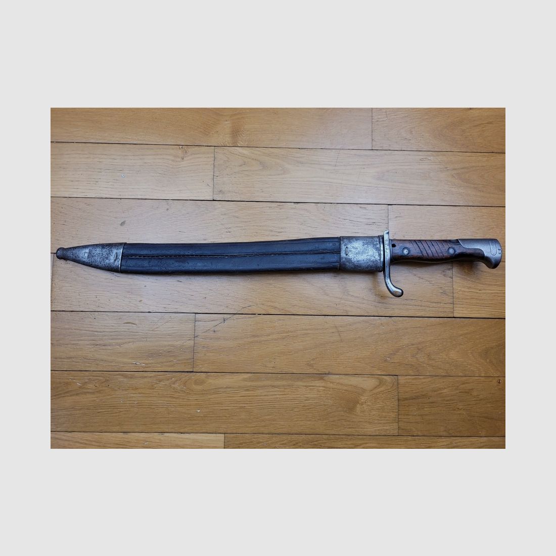 Mooie bajonet 98/05 1e type – zaagtanden – leren schede – W07 – regiment bij de 6e Pioniers – BE+, afbeelding 17 van 17