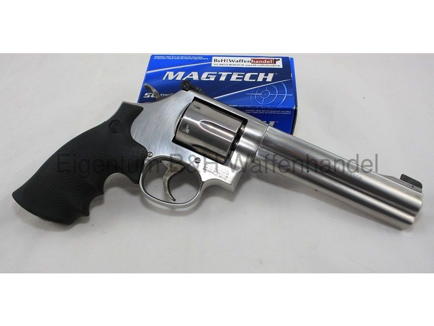 Smith & Wesson	 686 6 Zoll