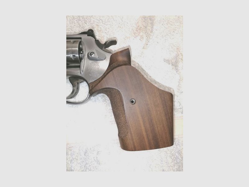 Griffschalen voor revolvers S&W of andere merken