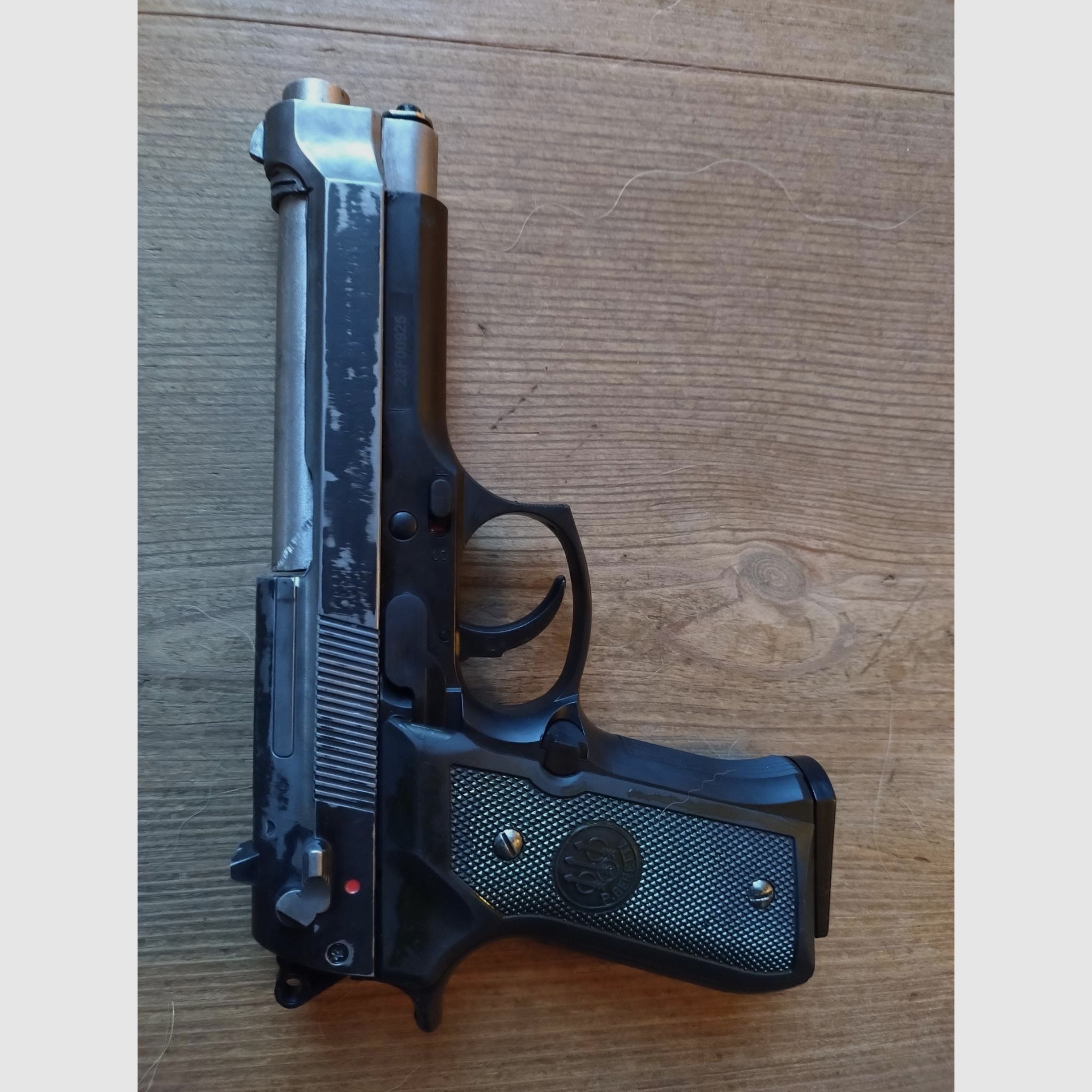 M92 Airsoft Springer/ Deko met custom geluiddemper