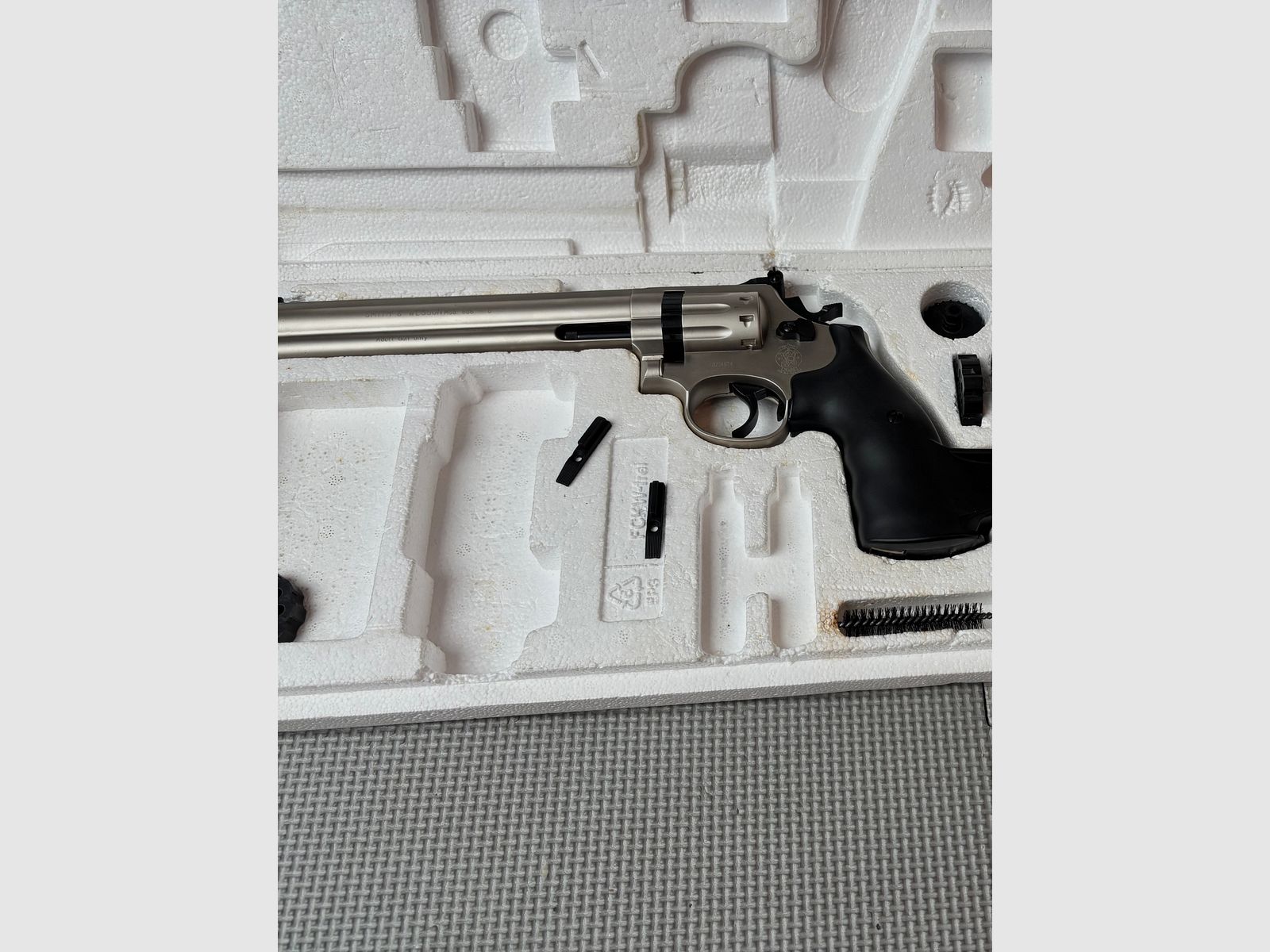 Smith & Wesson 686 CO2 Revolver 8Zoll Lauf 