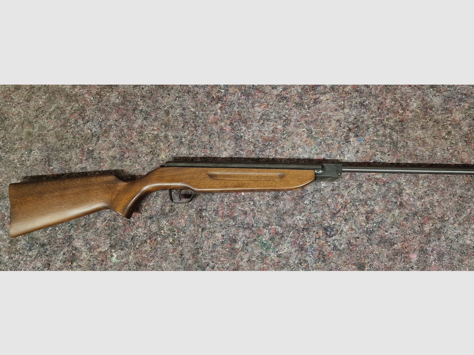 Luftgewehr Slavia 630 Modell 77