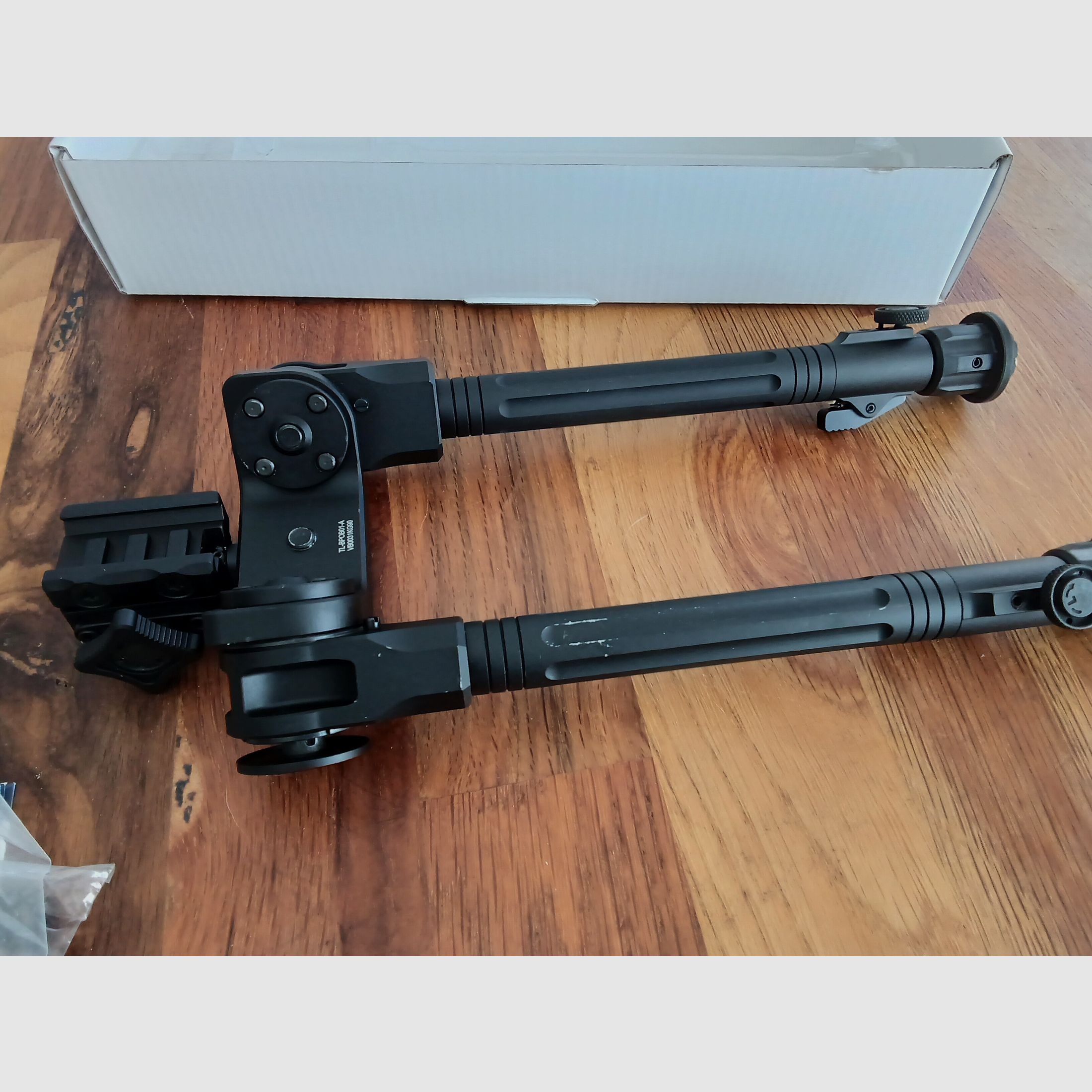 UTG Over Bore Bipod Zweibein, ähnlich Fortmeier,wie Neu!