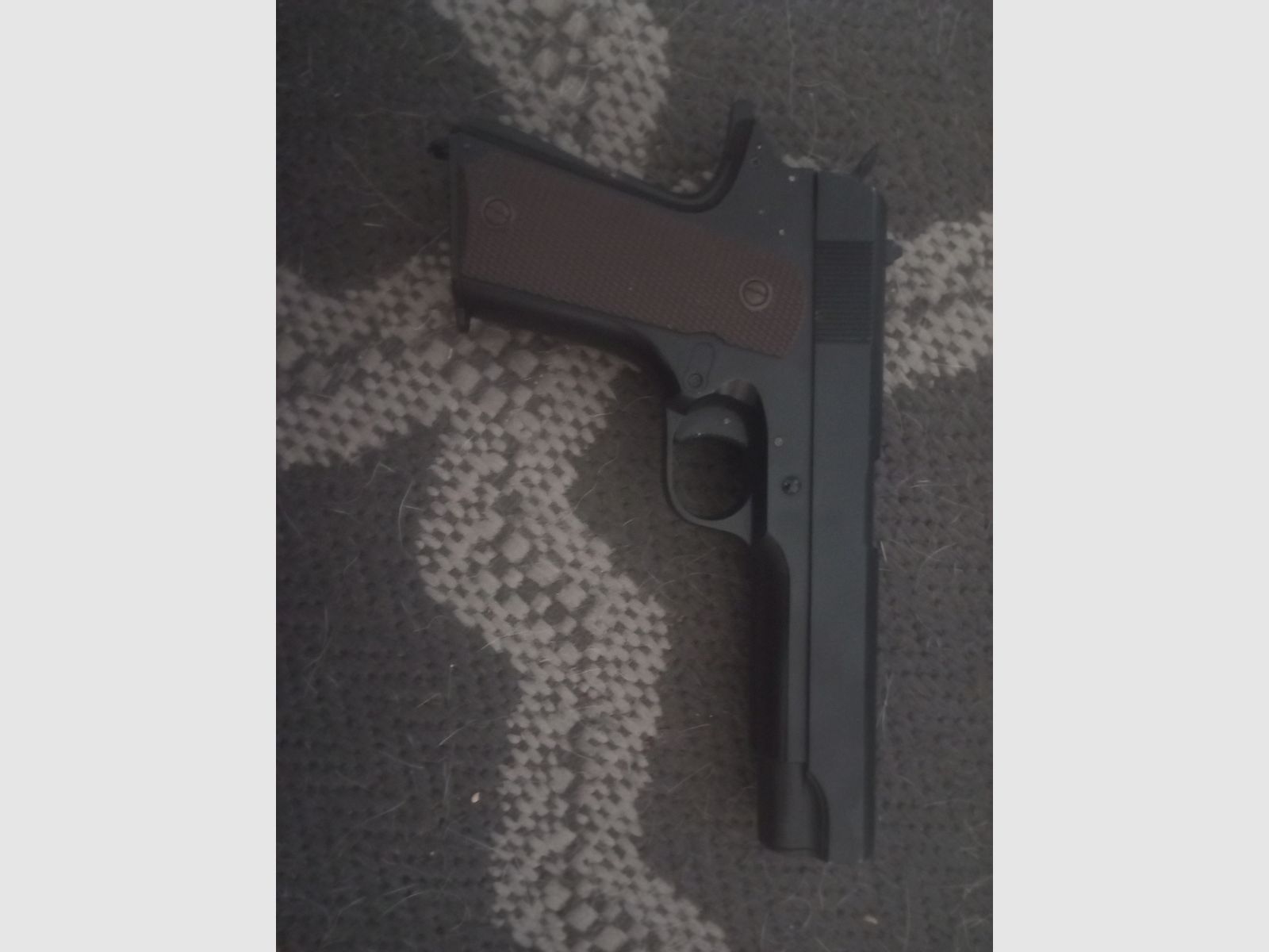 Cm123
