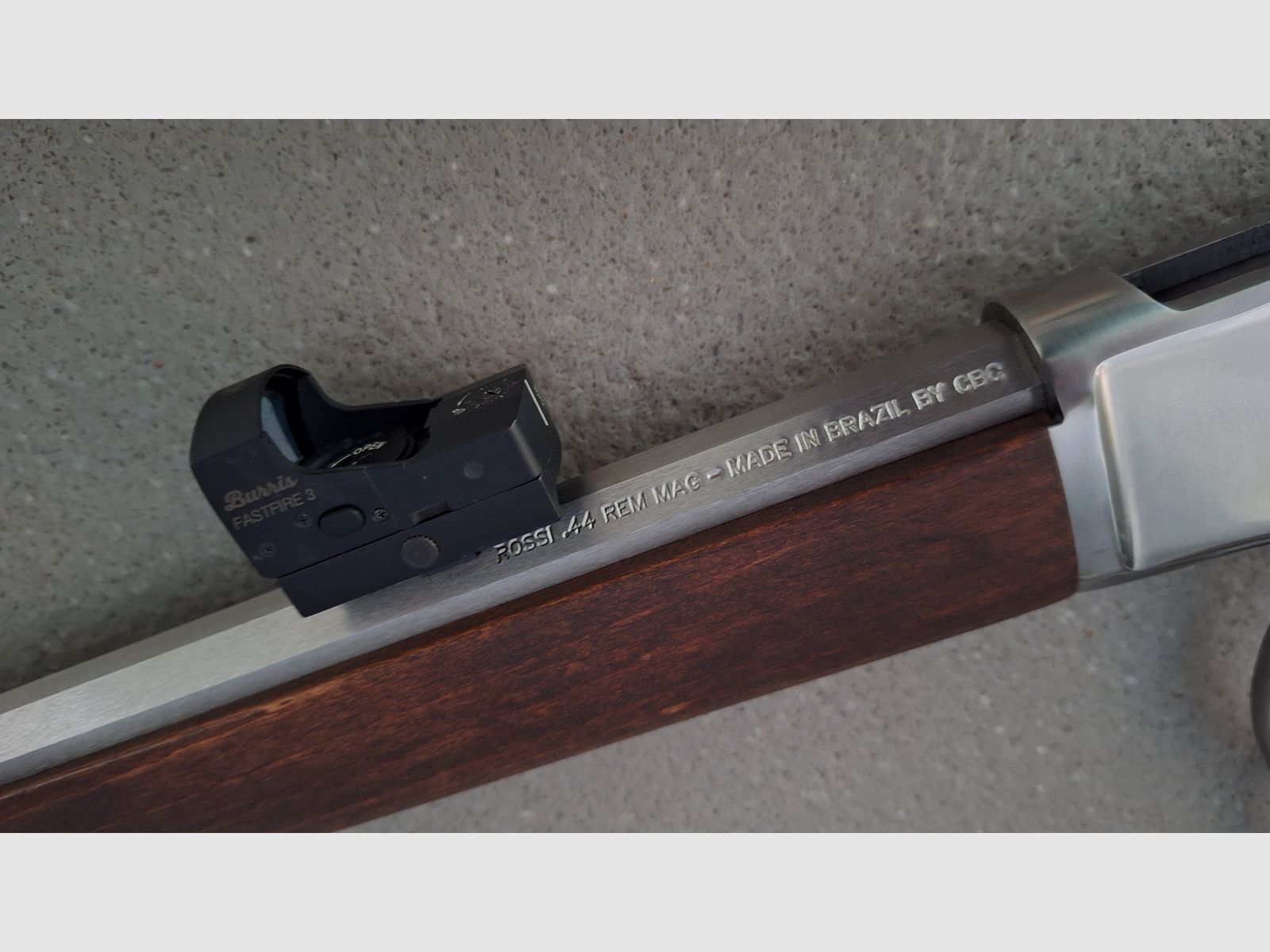 Puma Octagonal, Rossi .44 Magnum 24 Zoll stainless mit Burris Fastfire 3