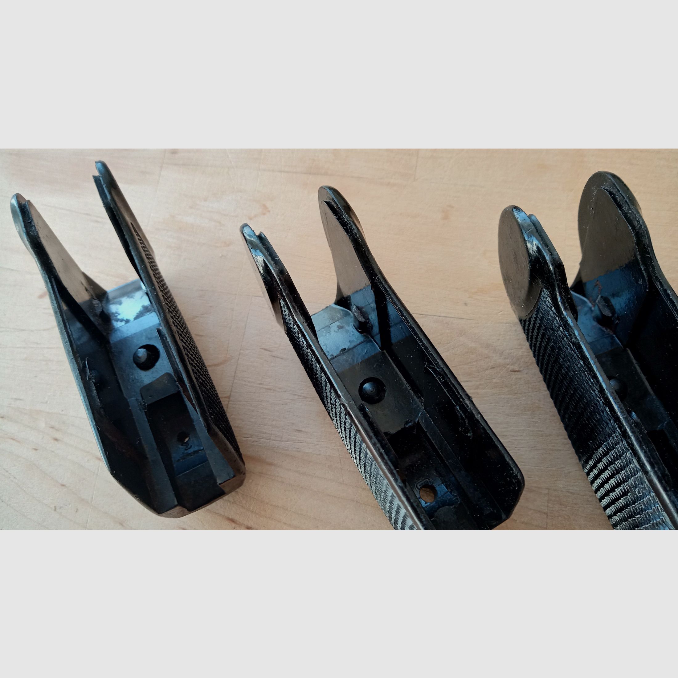 Black Bakelite grip panels for DDR police pistol-M incl. screw / Vintage grip for East German Makarov // 8 rounds PM 9x18